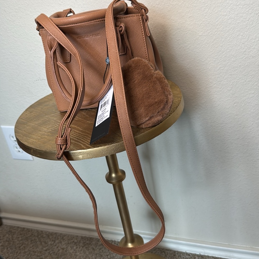 Kendall + Kylie brown mini crossbody tote bag with fuzzy coin purse, NWT - Picture 9 of 11